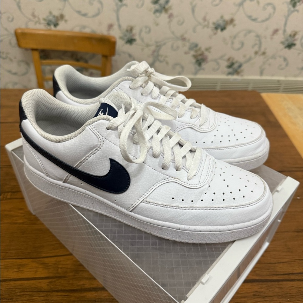 Nike Court Visions
